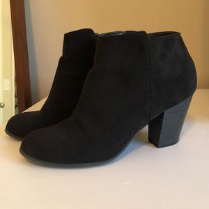 Old Navy Suede Bootie 8